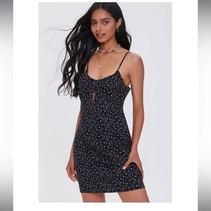 NWT Size M Forever 21 Black Floral Print Mini Dress - Never worn New with tags